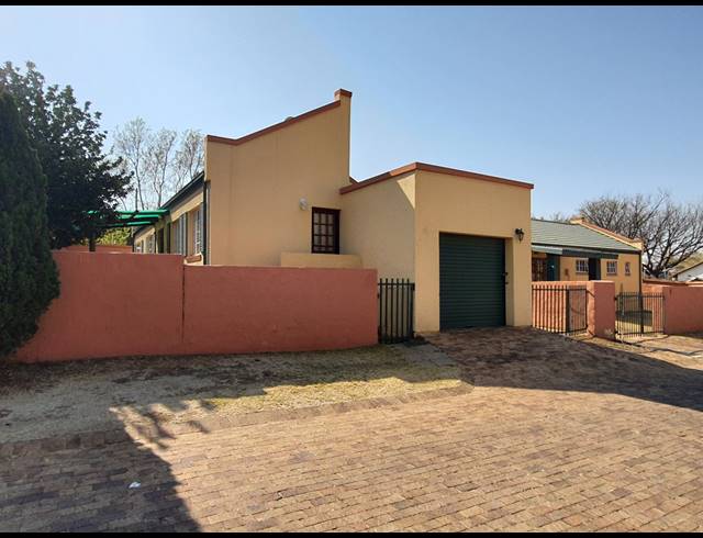 3 BEDROOM CLUSTER FOR SALE IN HALFWAY GARDENS